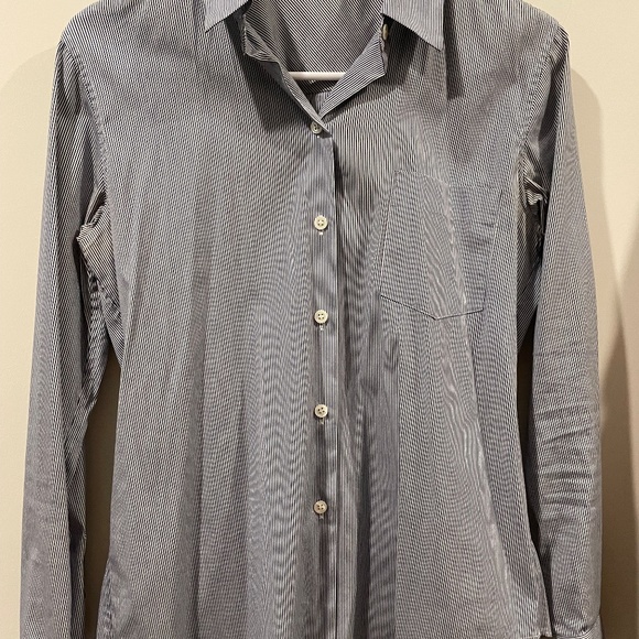 Theory Striped Essential Button-Down Shirt, Size P - Picture 7 of 7